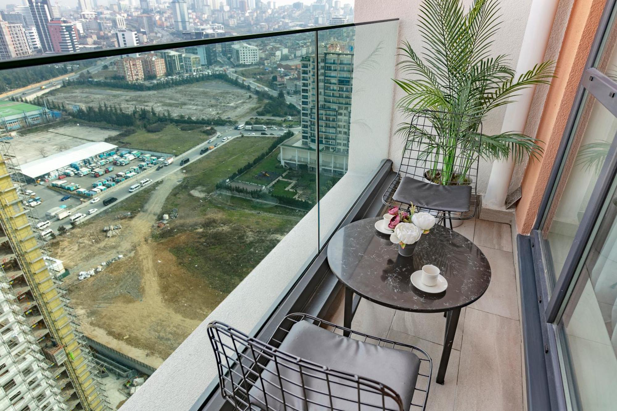 Appartement 212 Outlet Karsisinda Lux N7 *